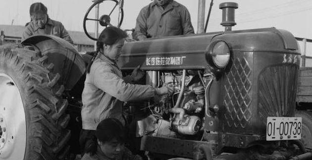 魏振芳捡到一个价值十亿的大钻石,魏振芳捡到钻石的视频