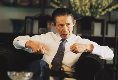 从农民到亿万富翁,从农民到百亿富翁