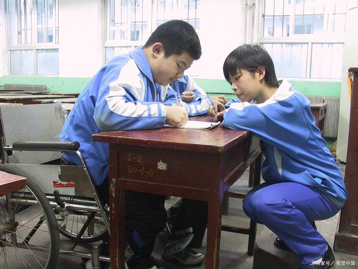 孩子冤枉受老师批评怎么解决,如何正确地对待考零分的小孩