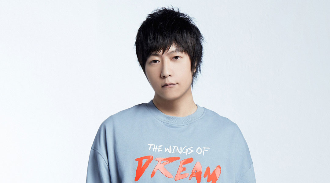 五月天阿信大摆锤事件,五月天阿信深夜发长文报平安