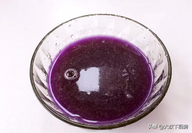 紫甘蓝花卷的做法,紫甘蓝拌花卷的做法和配料