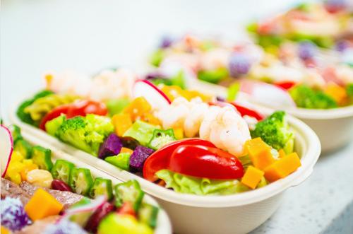 轻食沙拉有哪些酱汁,沙拉怎样调又好吃还不会胖