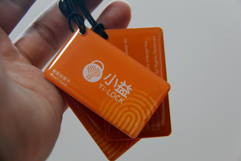 支持远程开门临时密码智能锁,智能密码锁怎样使用门卡开锁