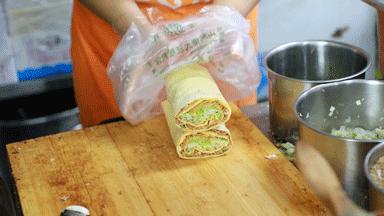 如何用100块吃三十天,100元吃牛街