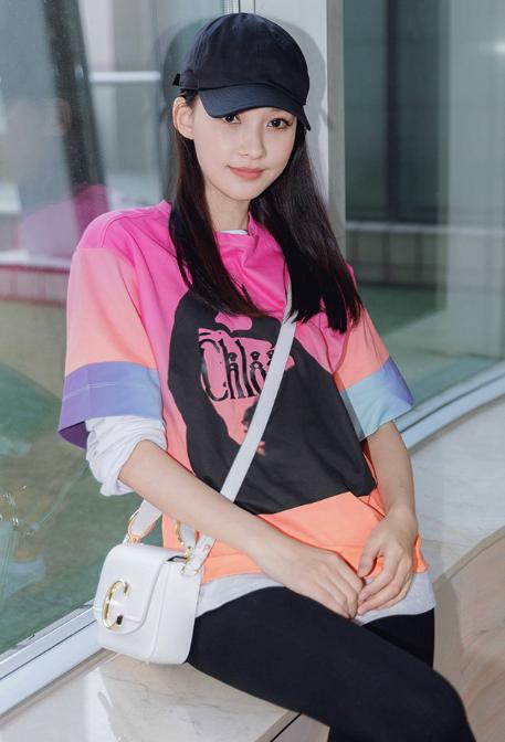 杨幂chloe衣服,杨幂唐嫣elle