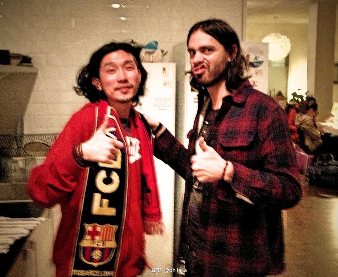 巴塞罗那足球之都,巴萨在诺坎普大战巴黎