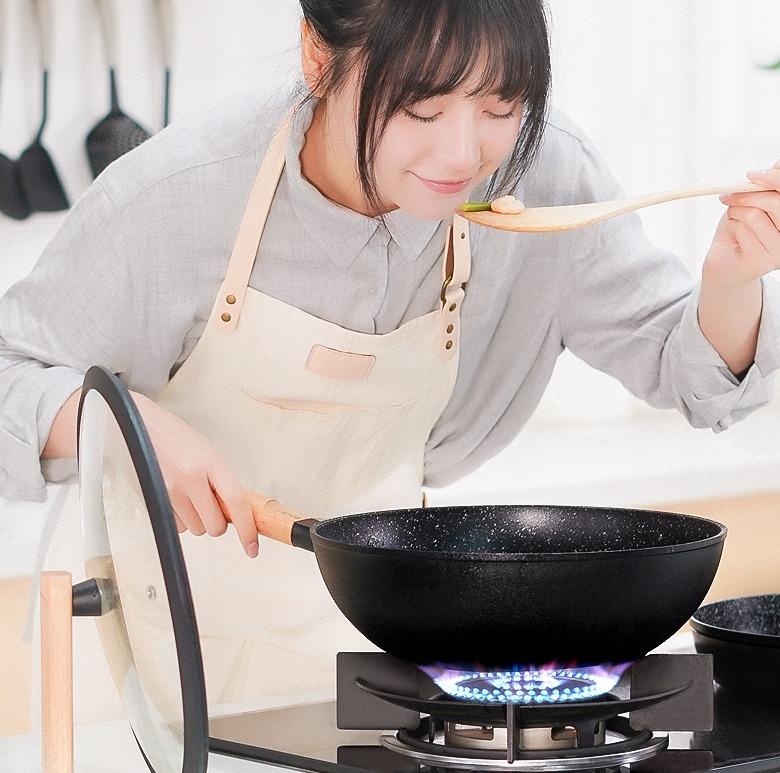 如何鉴别好的麦饭石锅,怎样买到真正的麦饭石锅