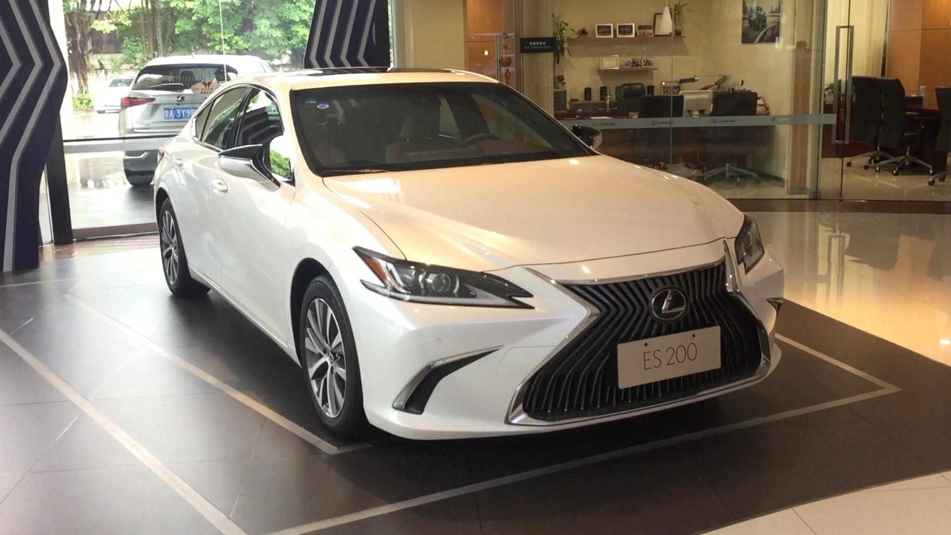 30万预算6座买什么车比较好,上班族20-30万买什么车最合适