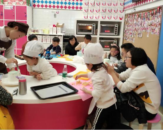 宝贝厨房亲子体验,龙湖天街有宝宝餐的餐厅