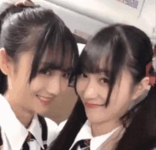 啪的一下，很快啊，倒影就做好了！「杰视帮」