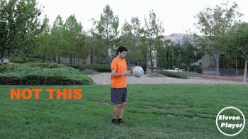 足球颠球片段式教学教案全册,颠球的几个要素