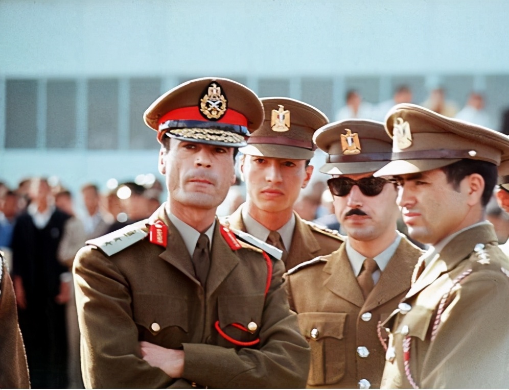 利比亚人民对卡扎菲政权的评价,利比亚卡扎菲怎么被推翻的