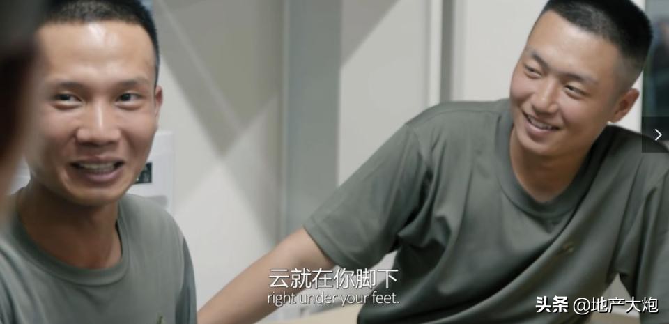 中国当兵的大学生，都是这样度过第一次