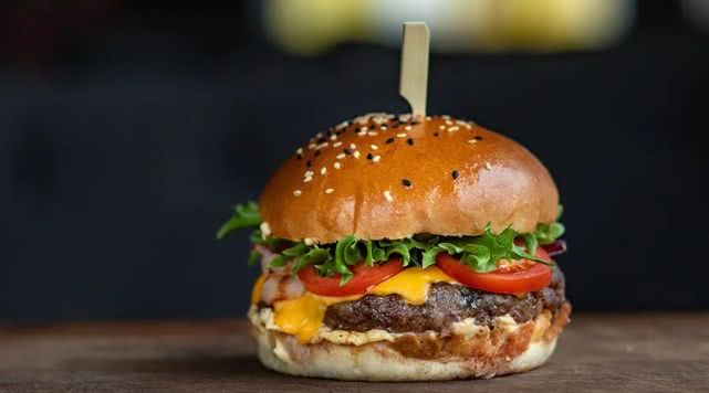 老妈妈汉堡,家长所说的汉堡到底是垃圾食品吗