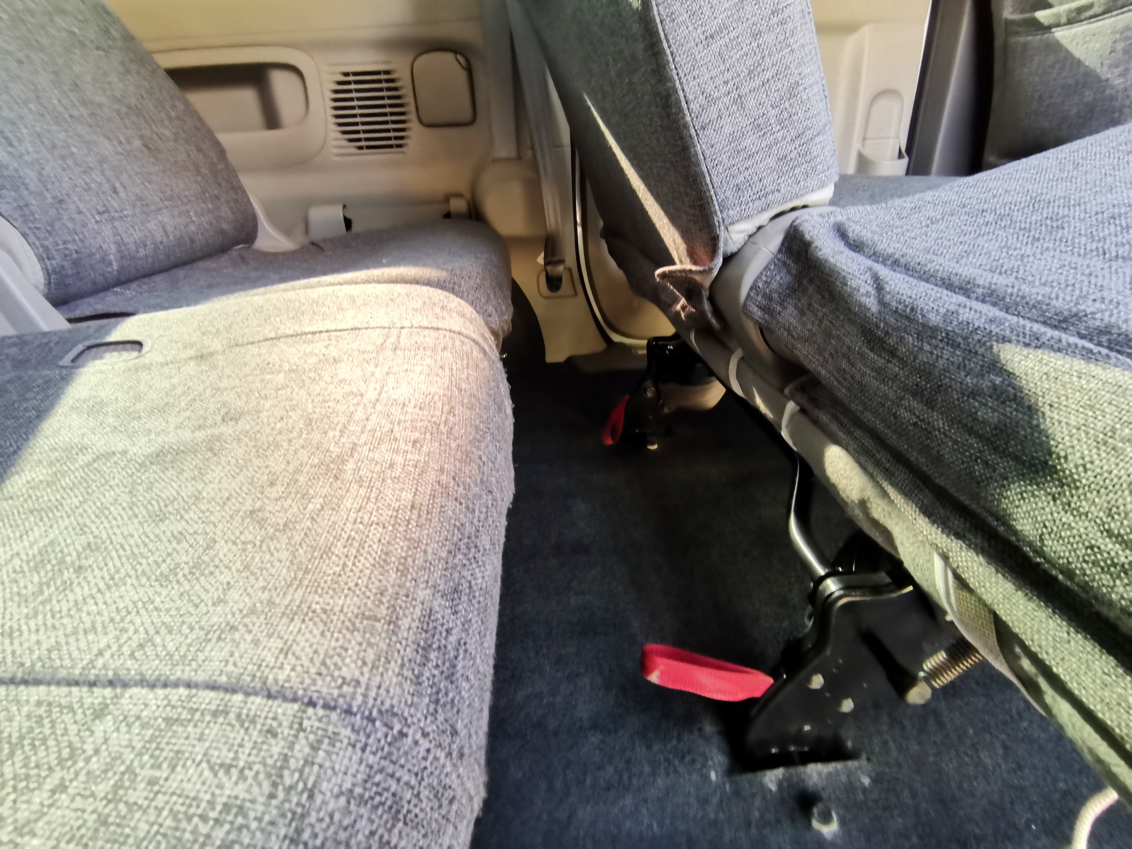 2017郑州日产nv200多少钱手动,深圳郑州日产nv200最新款