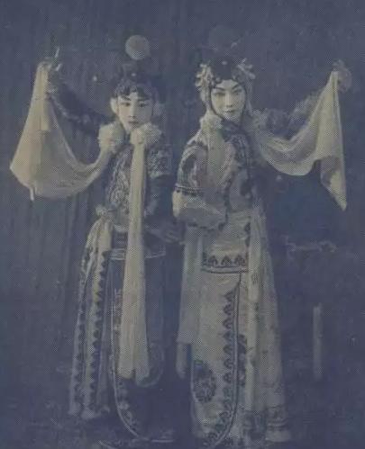 李金鸿：谈京剧武旦（踩跷与打出手）