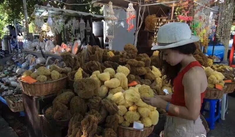 夏天就应该和大海亲密接触,每天都要与大海亲密接触