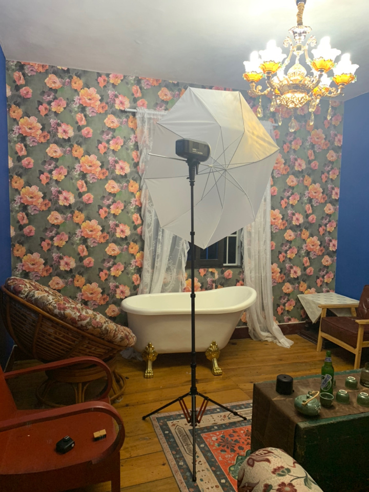 富图宝TR-01C在室内复古人像拍摄中的体验