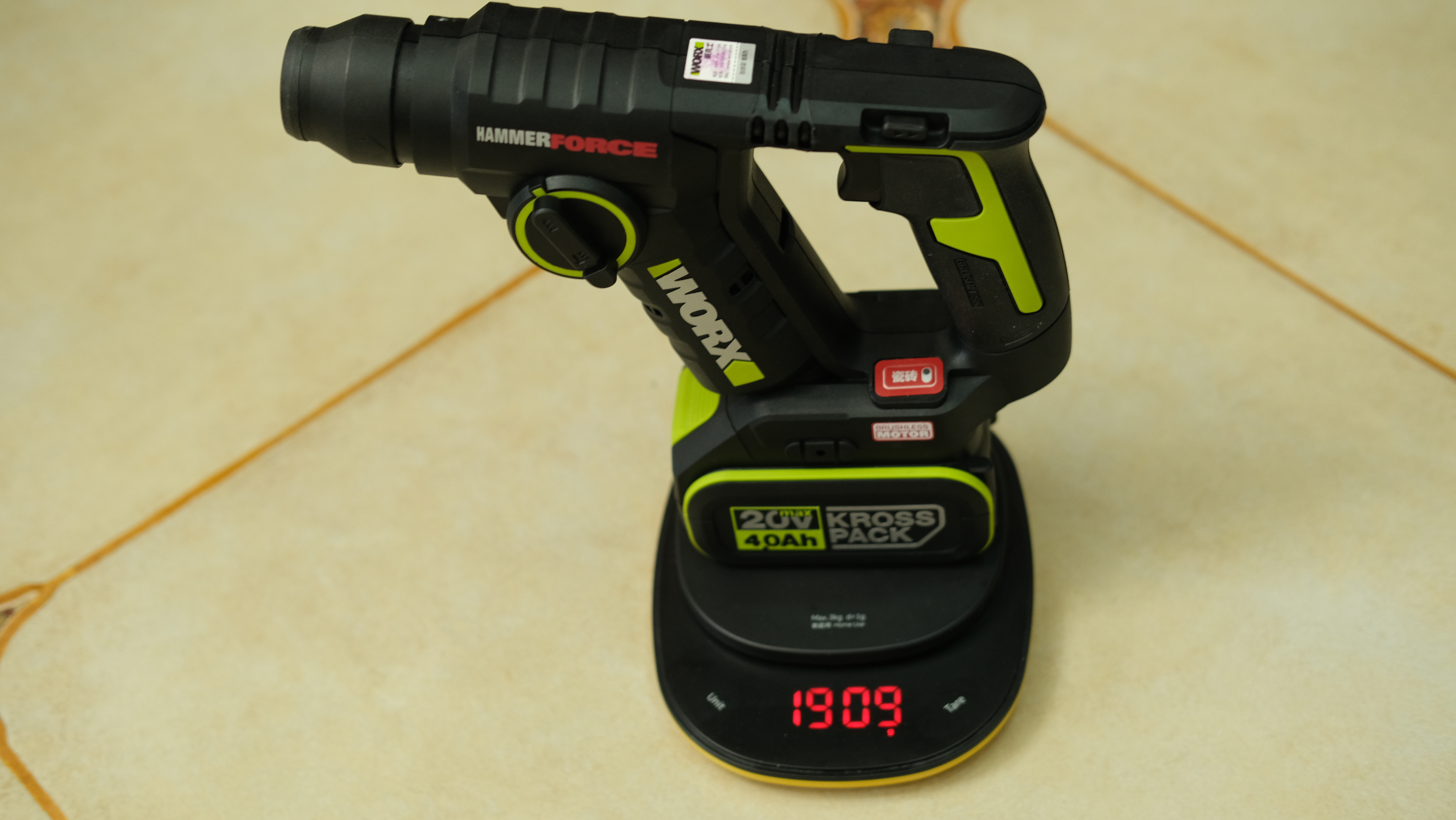 家用电钻钻瓷砖用什么钻头,电钻钻瓷砖的钻头