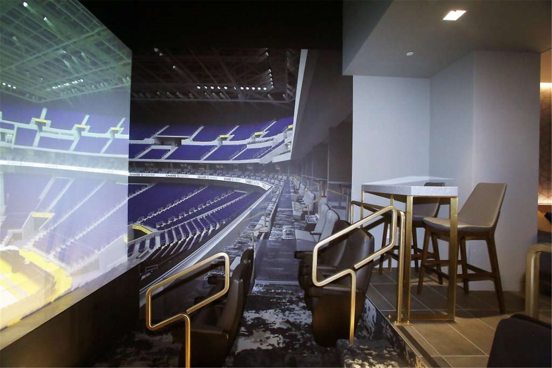 勇士球馆大通中心什么时候修建,勇士旧球馆大通中心