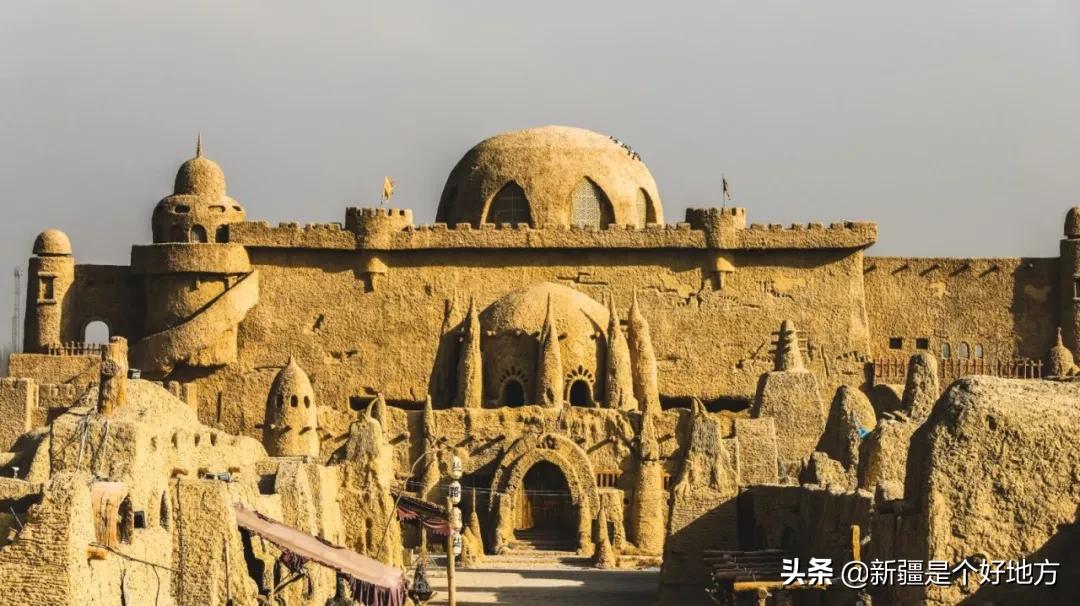 金秋游新疆全景图,喀什金秋风景