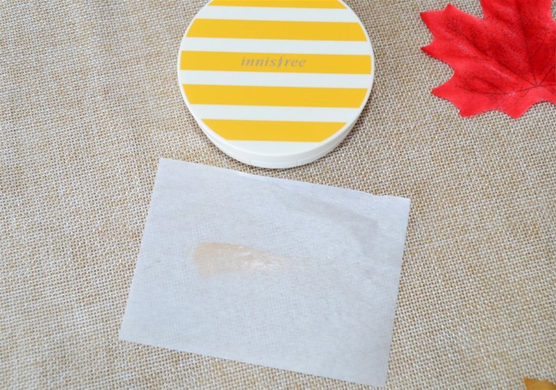 水感亲肤气垫粉凝霜,悦诗风吟水感亲肤气垫