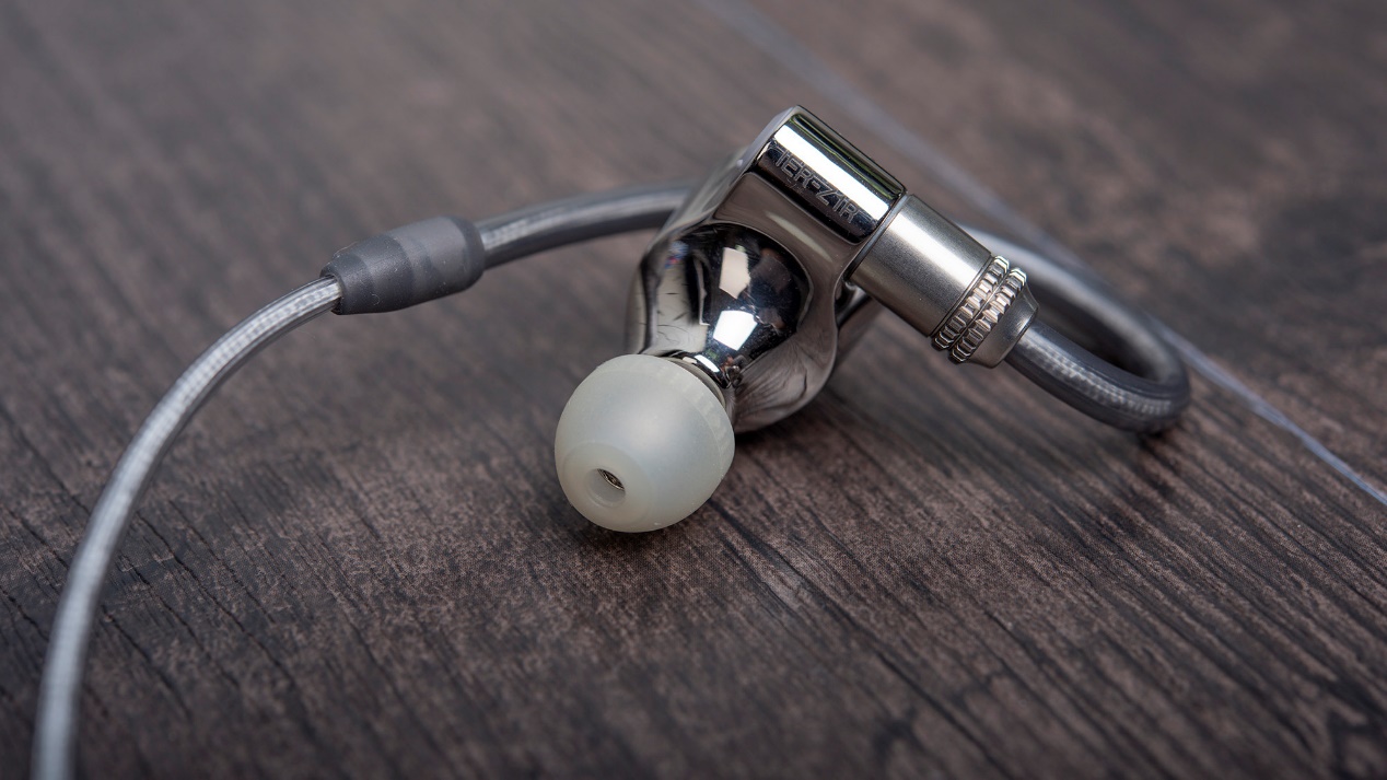 sony耳机ier-z1r评测,索尼ierz1r和森海塞尔ie900