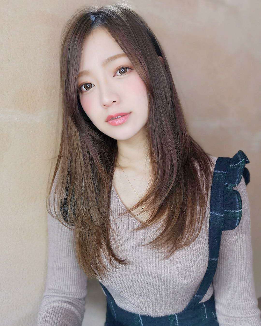 发量多蓬松发质硬适合什么发型,发量多蓬松发质硬适合的发型