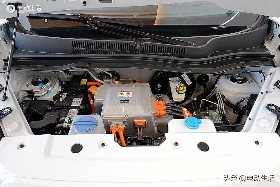 零跑t03非凡的驾驶体验,买了零跑t03以后需要买哪些东西