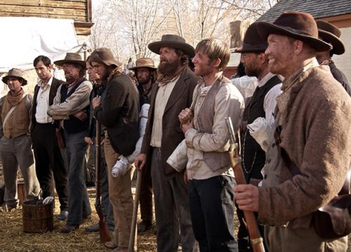 偷渡的墨西哥人，真的是美国的“吸血虫”吗