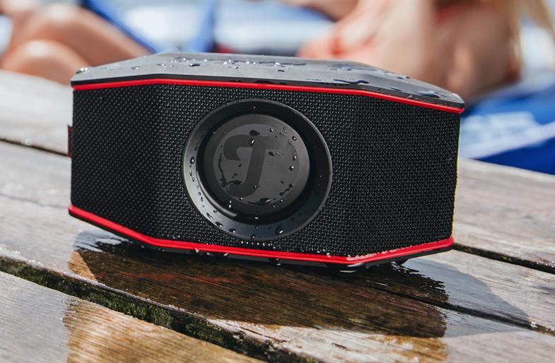 德斐尔小魔盒音质最新评测,jblflip5音箱评测和德斐尔小魔盒