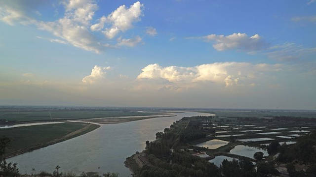 人间天河魅力龙湾