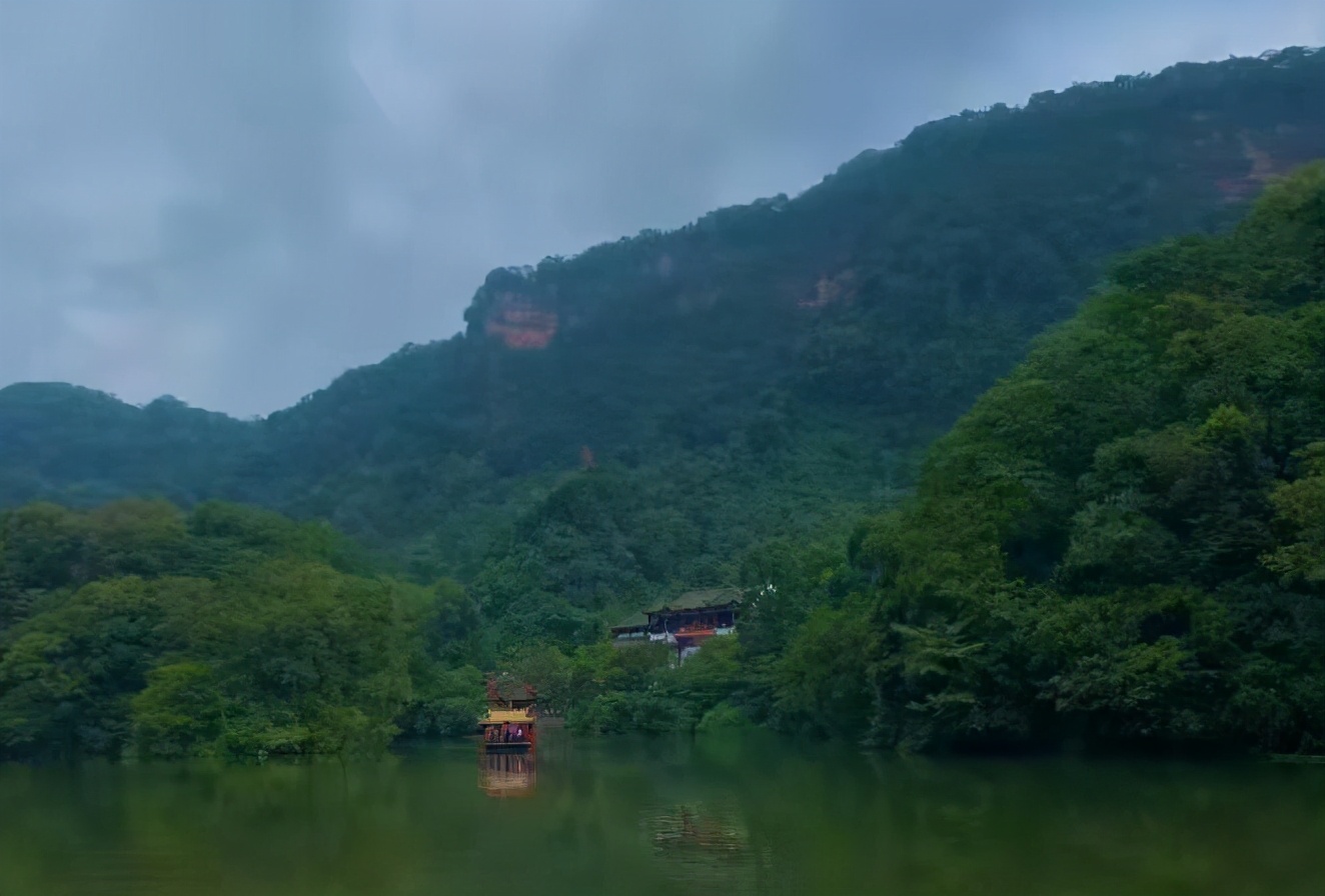 问道青城山登顶老君阁,问道青城山
