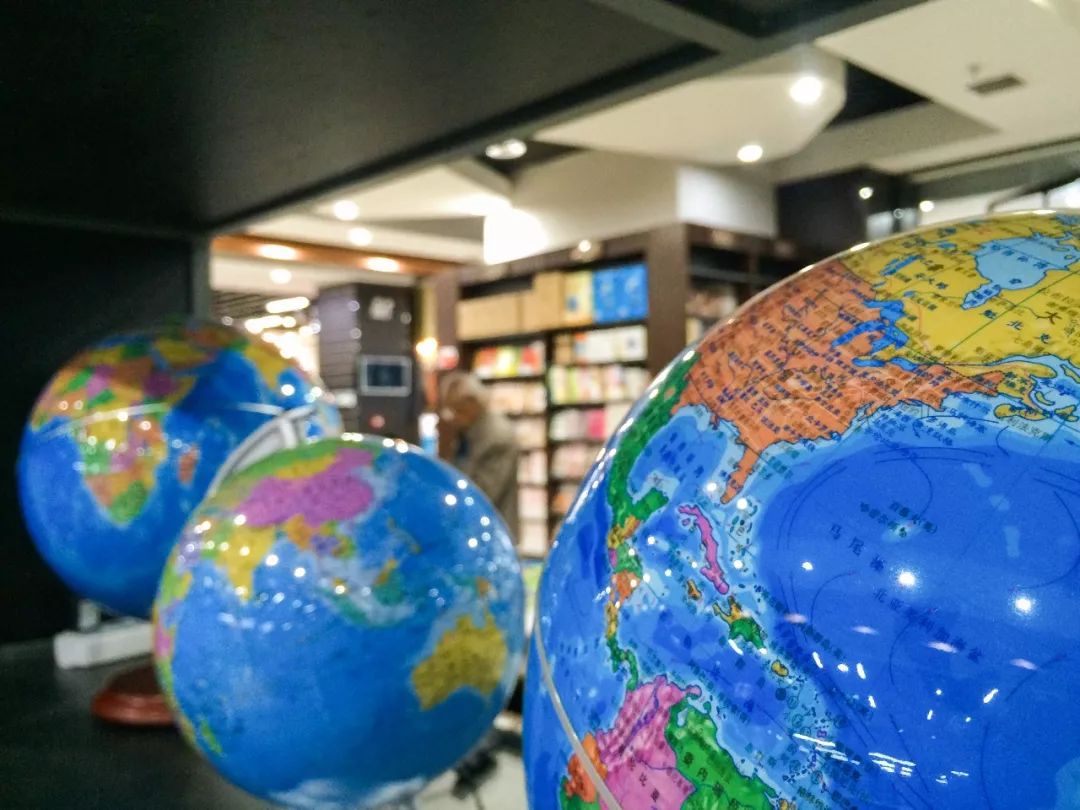 洛阳大型新华书店,洛阳老新华书店