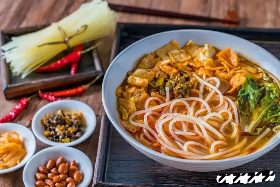 螺蛳粉柳州正宗速食,正宗的柳州螺蛳粉锅底配料