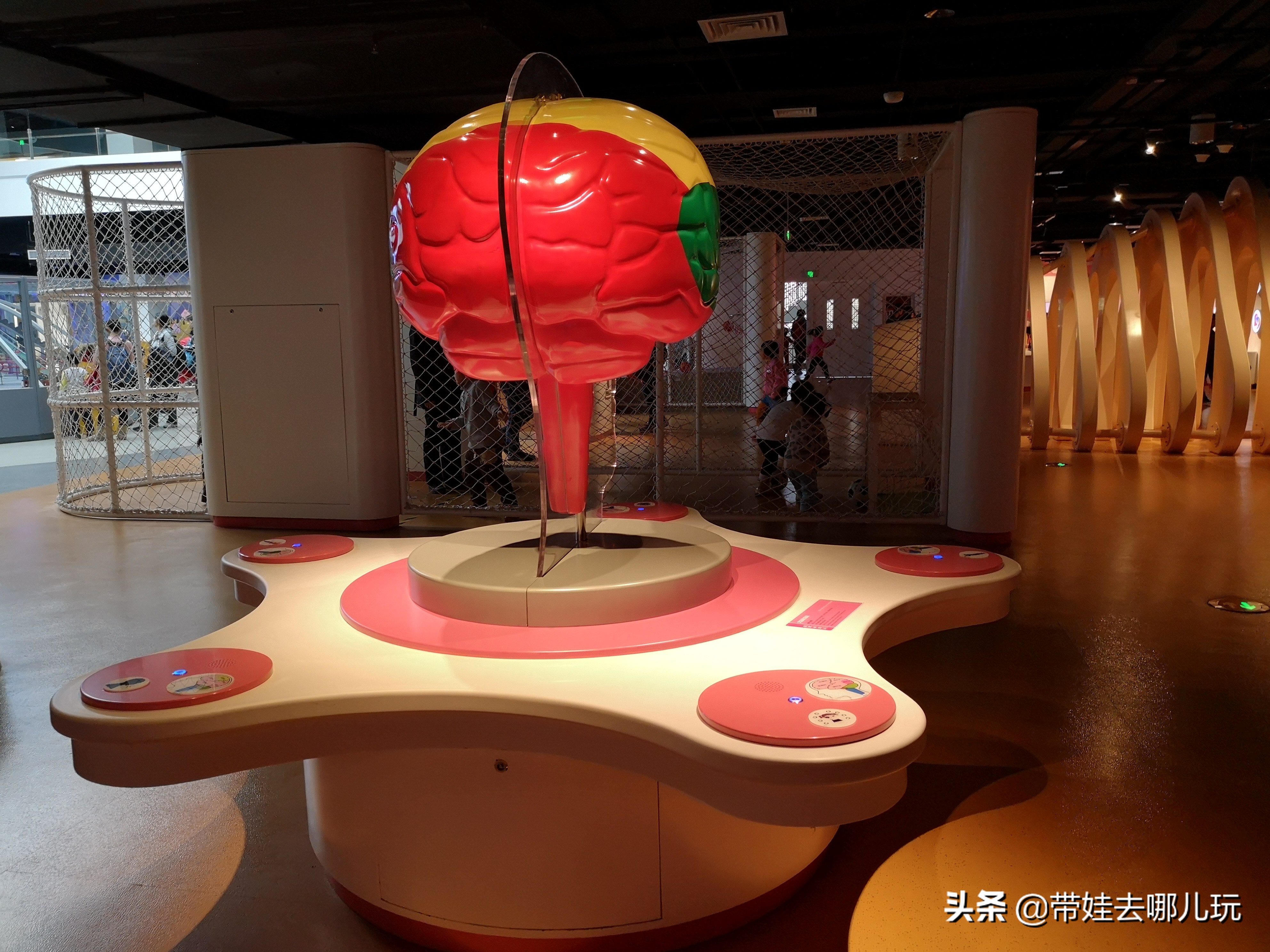 北京最大儿童乐园游乐场,北京最好玩的大童乐园