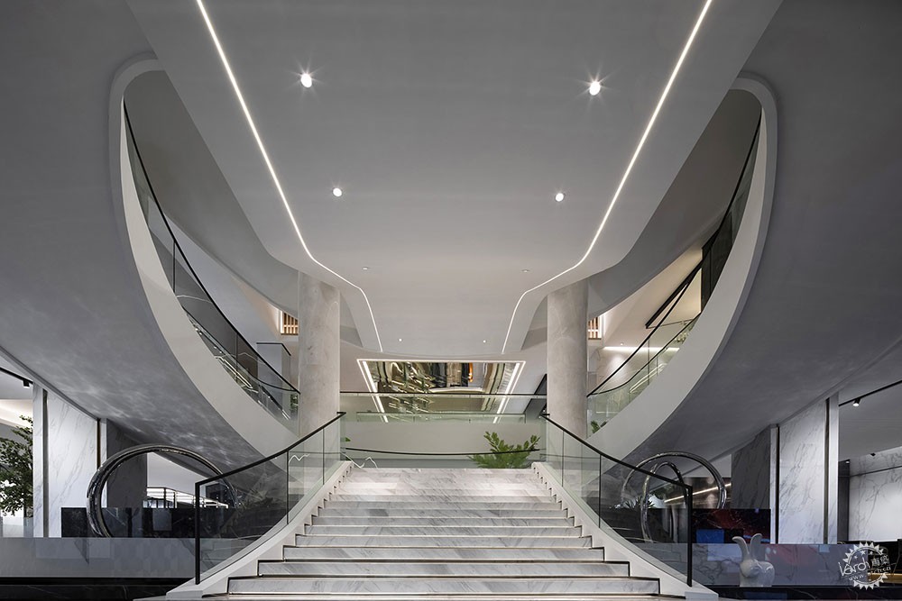 汇亚瓷砖展厅效果,汇亚陶瓷生产基地