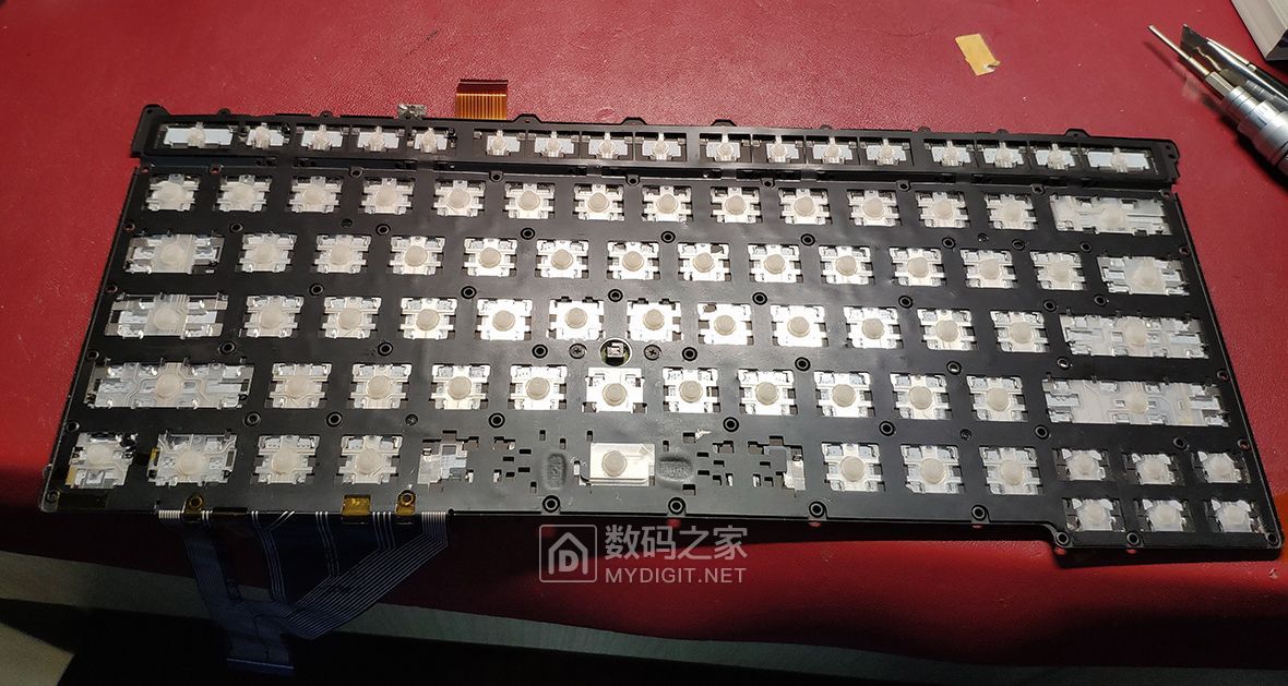 thinkpadx1键盘个别键失灵,联想x1carbon2024键盘失灵