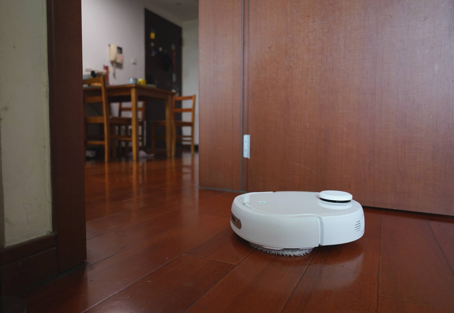 拖地扫地一体机如何自动清洗,扫地拖地机器人自动清洗