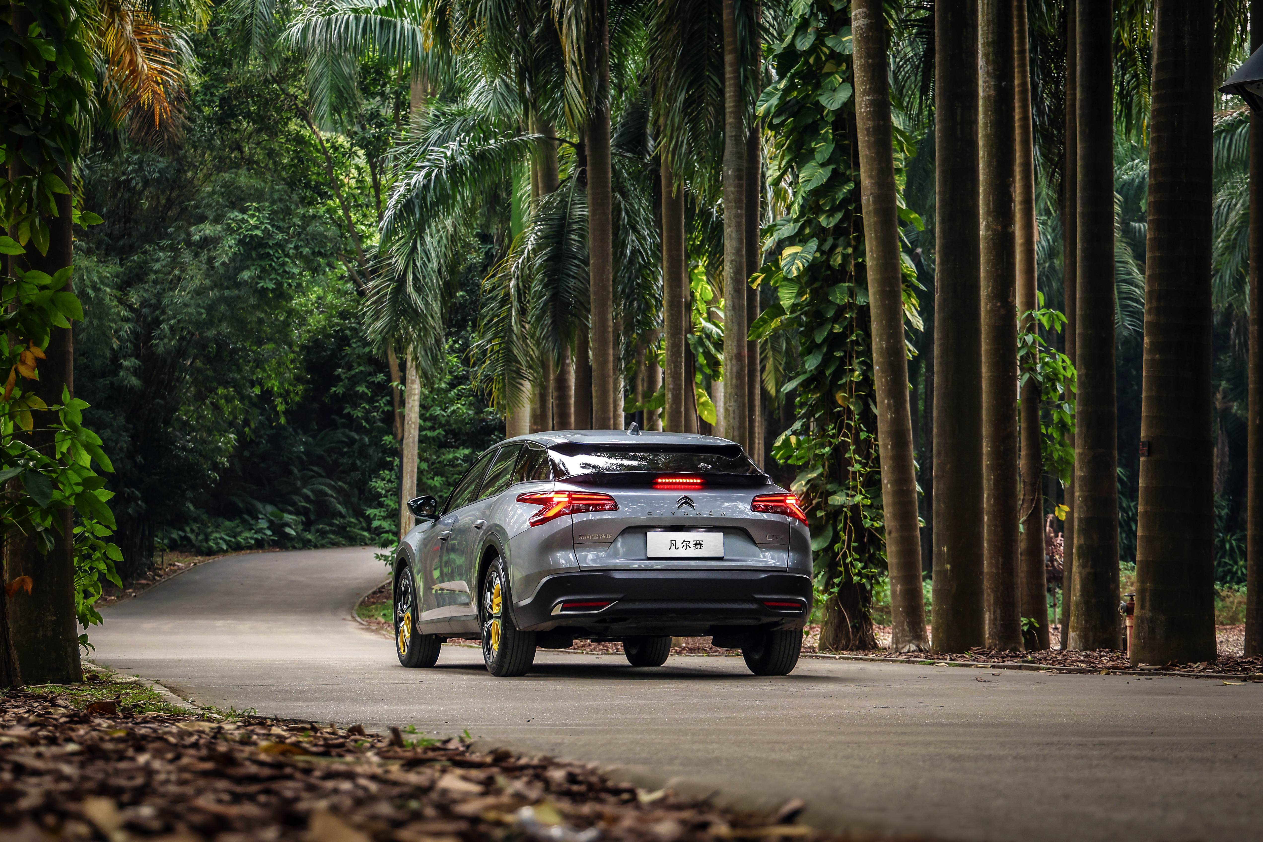 雅阁和k5如何选择,cx-4对比cx5凡尔赛