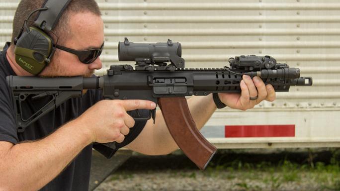 吃鸡mk47突击步枪为何不淘汰,吃鸡的mk47是什么国家的