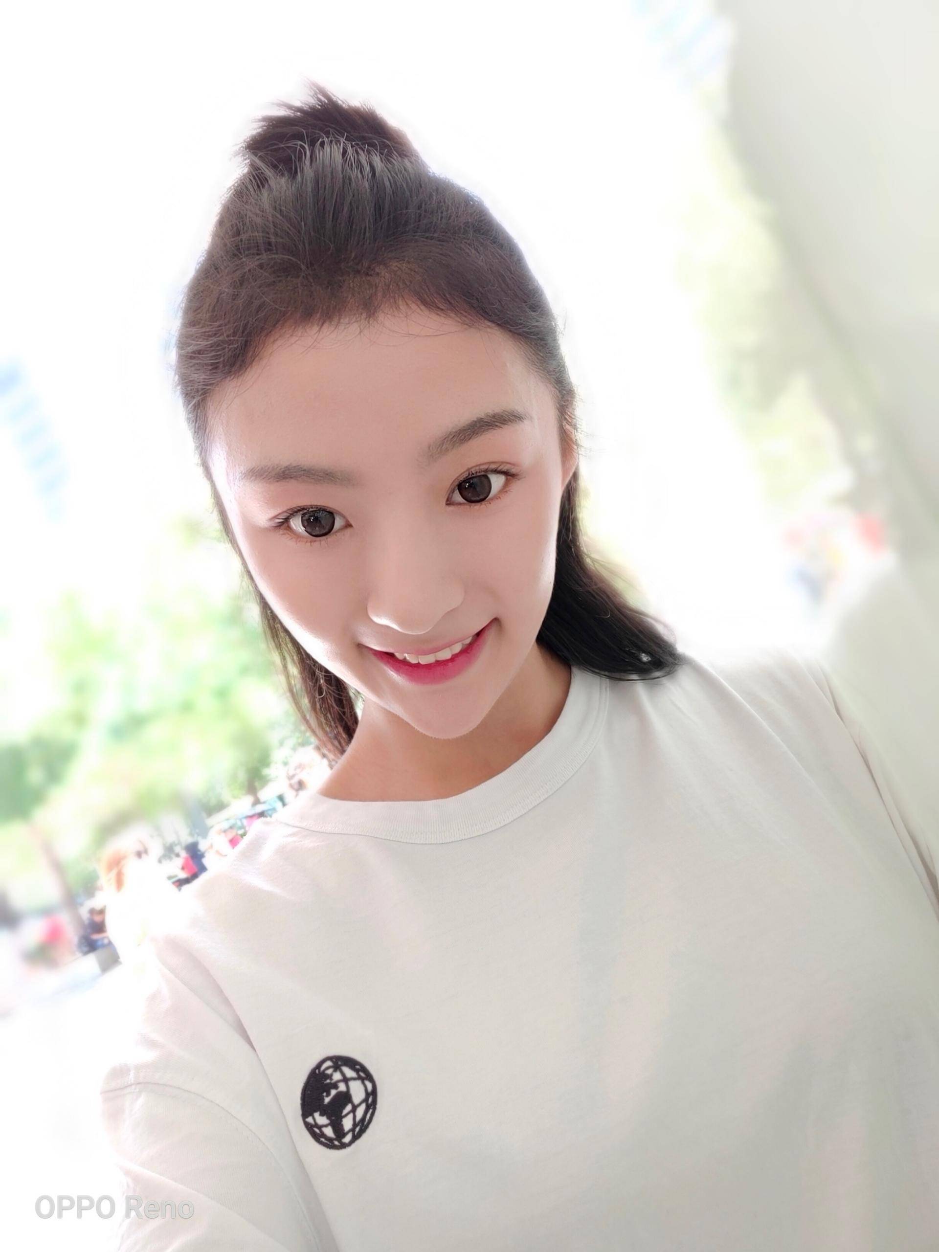 opporeno自拍锐化太厉害,opporeno自拍原相机放大