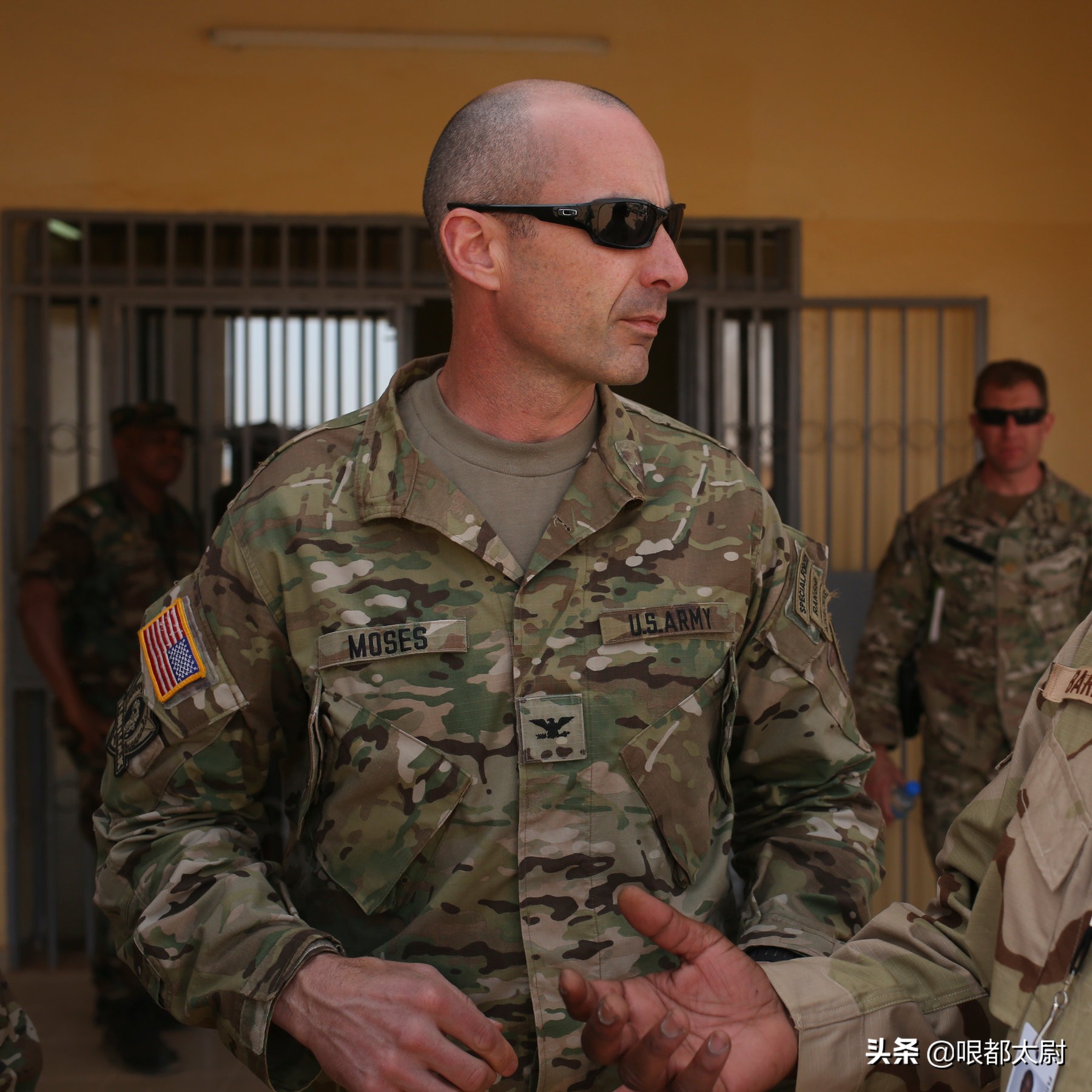 美军现任41名上将，仅2个黑人！美国有色人种参军，升职有多难？