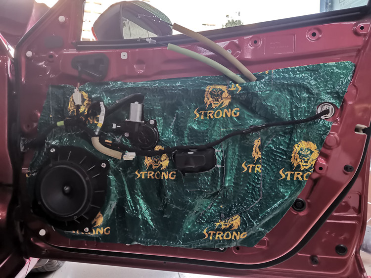 2015马自达3昂克赛拉音响效果,马自达3昂克赛拉低配改高配灯