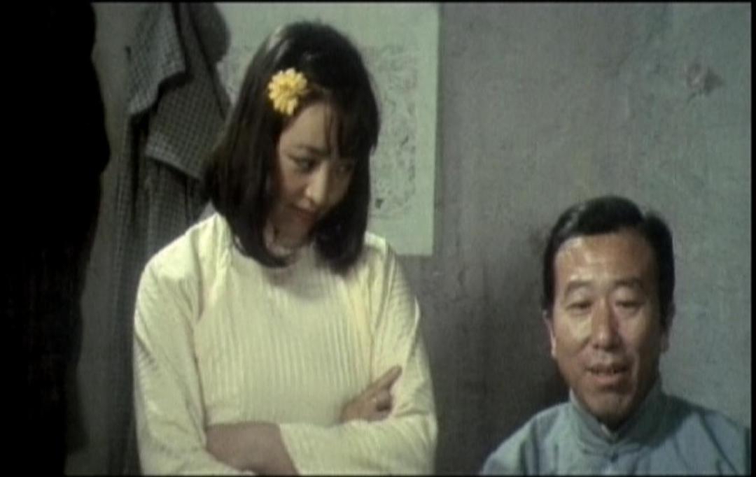 月牙儿女孩,月牙儿小女孩