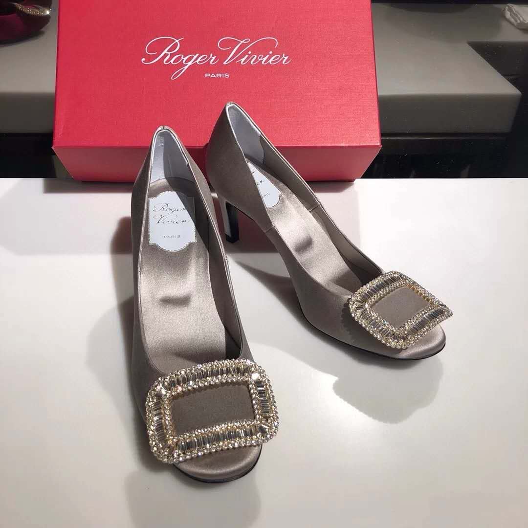 rv和rvv哪个好,mb和rv区别