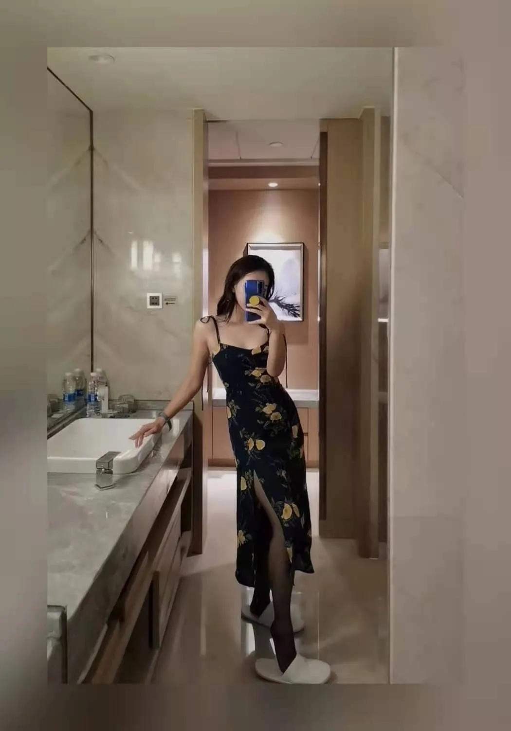 今年必入手的小裙子,比bm便宜的店铺