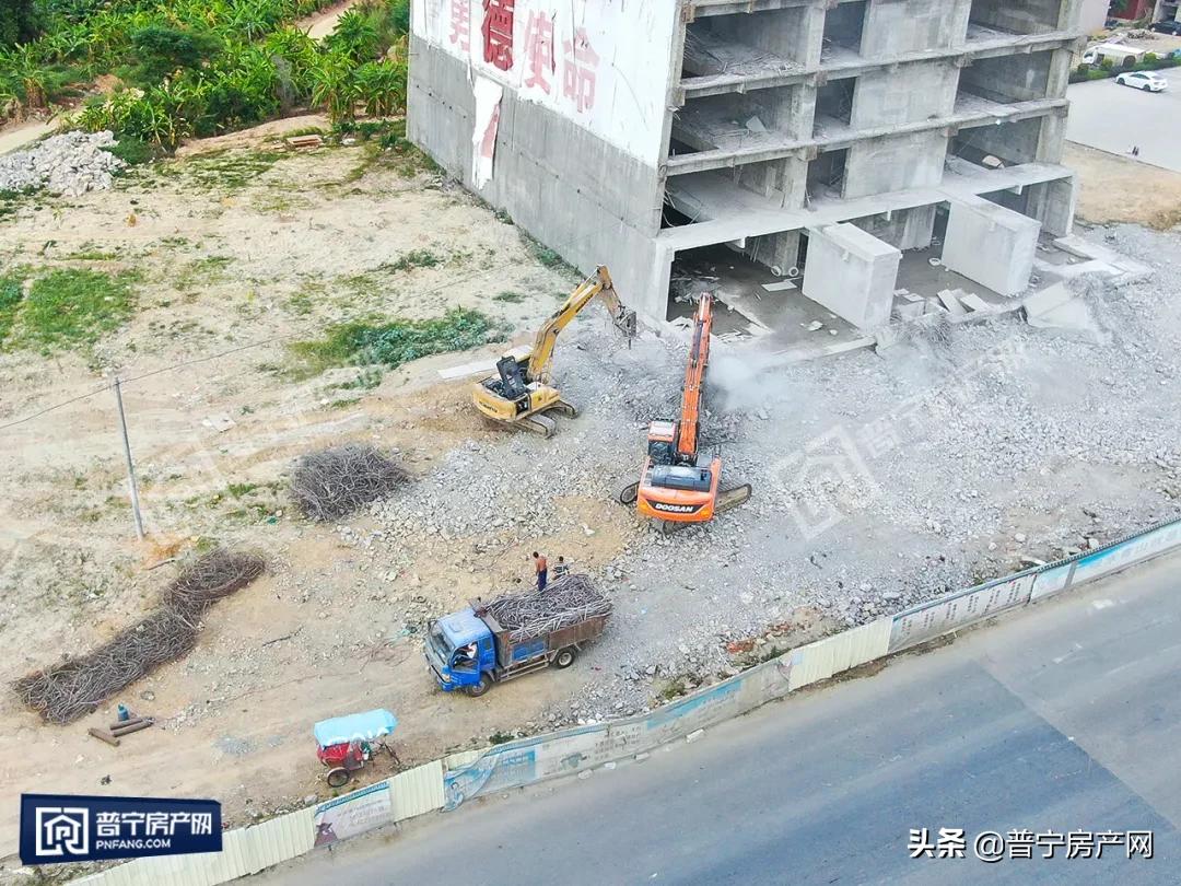 普宁商业街门楼原效果图,普宁大道以前的门楼