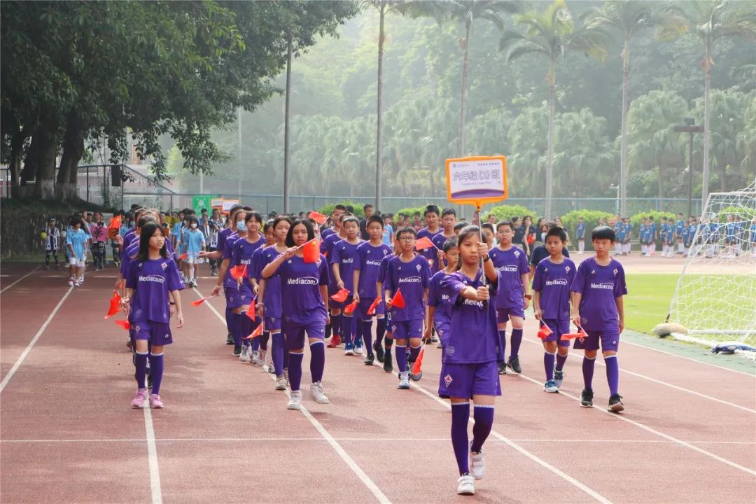 校园足球点燃绿茵梦想,校园足球联赛拉开序幕