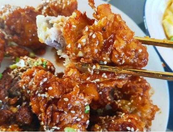 黄油蜂蜜炸鸡,如何做出美味的韩式蜂蜜炸鸡